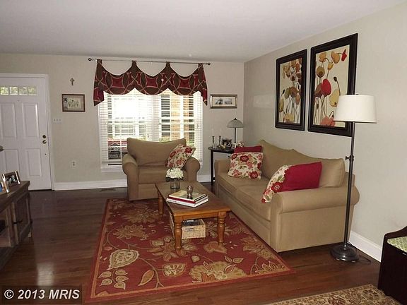 2nd image of 2502 S Arlington Mill Dr #1