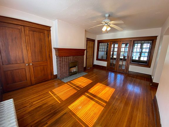 4th image of 2196-2200 Waldeck Ave #2200-1