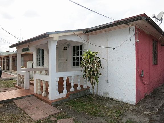 Exterior Front - Unit 1
