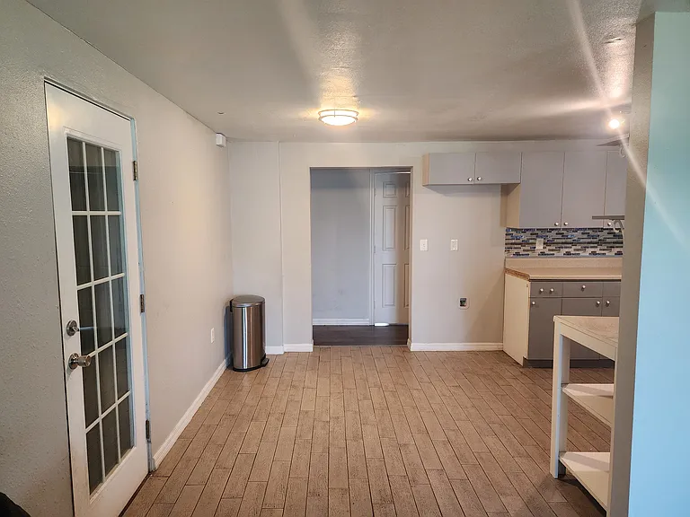 4627 Orlando Cir — Photo 9