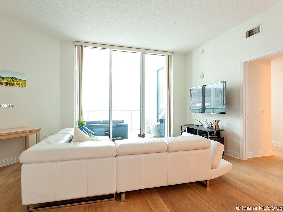 1st image of 480 NE 30th St APT 603