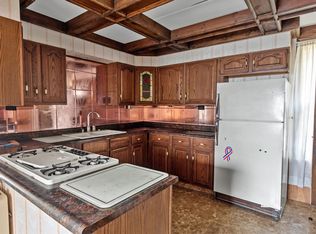2112 W Edna Ct, West Peoria, IL