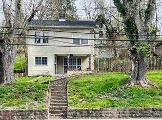 605 E Main St, Mannington, WV 26582