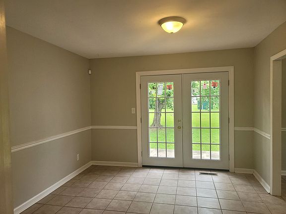4th image of 5147 Hewitt Dr