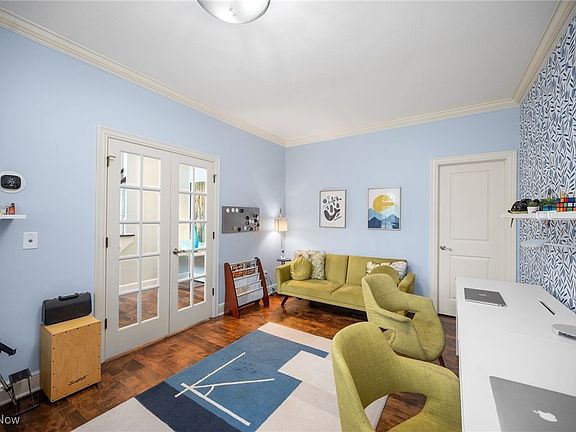5th image of 28320 W Preston Pl
