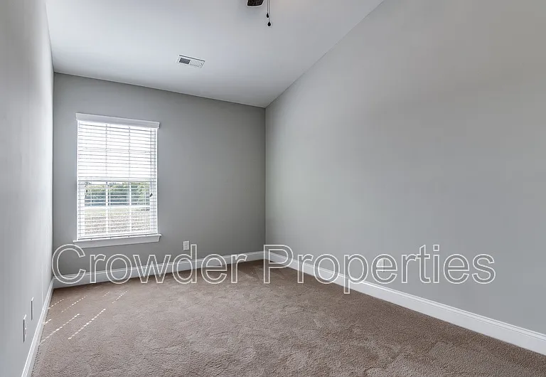 359 Halton Crossing Dr SW — Photo 14