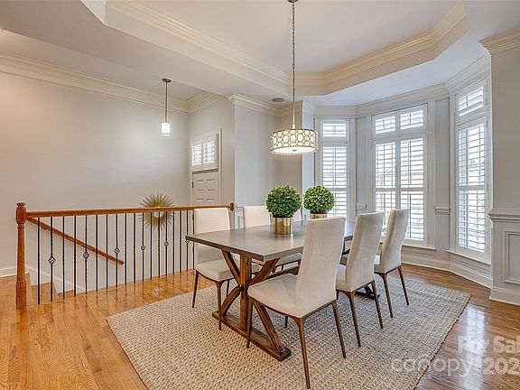 5th image of 7746 Springs Village Ln