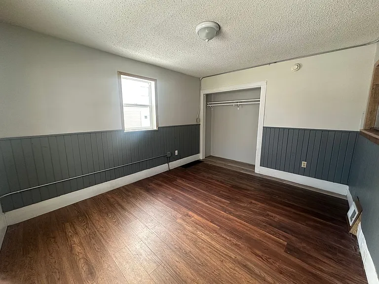 727 Washington St — Photo 28