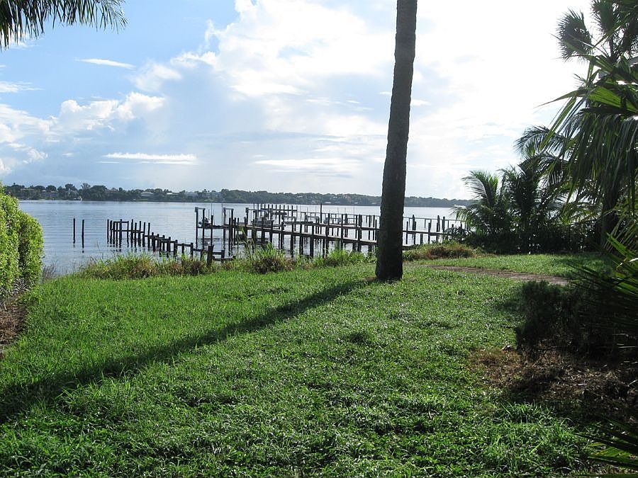 1st image of 1665 SE Saint Lucie Blvd
