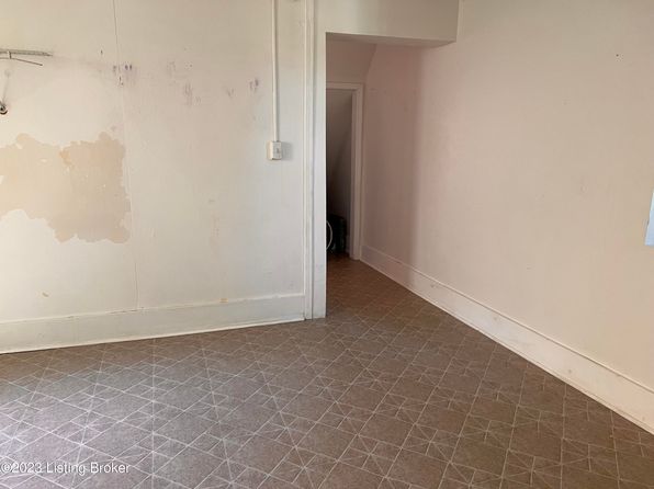 louisville-kentucky-73472682 picture