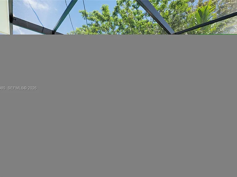 4220 SW 14th St — Photo 24