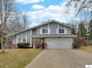 15118 Stony Brook Blvd, Omaha, NE 68137