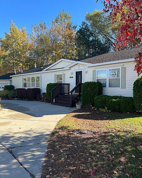 1st image of 513 Bush Lake Ln