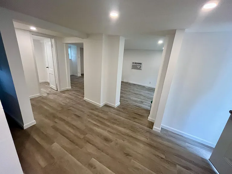 337 Lucerne Ave #1 — Photo 2