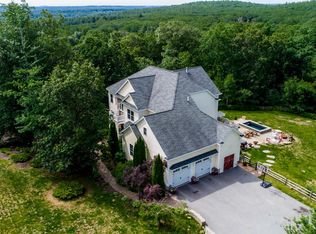 17 Burnham Rd, Windham, NH 03087