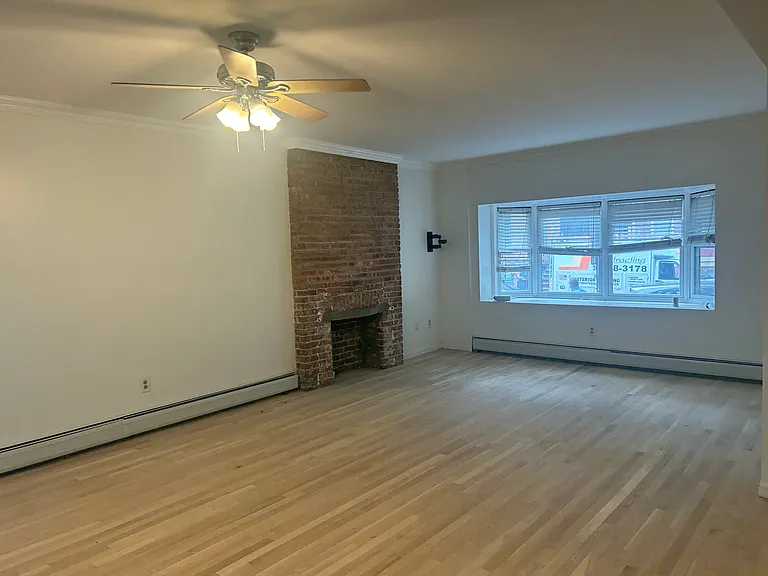 377 Bloomfield St #1 — Photo 2