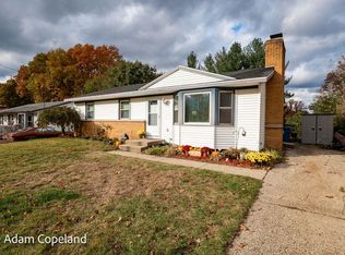 2423 Knollview St SW, Wyoming, MI 49519
