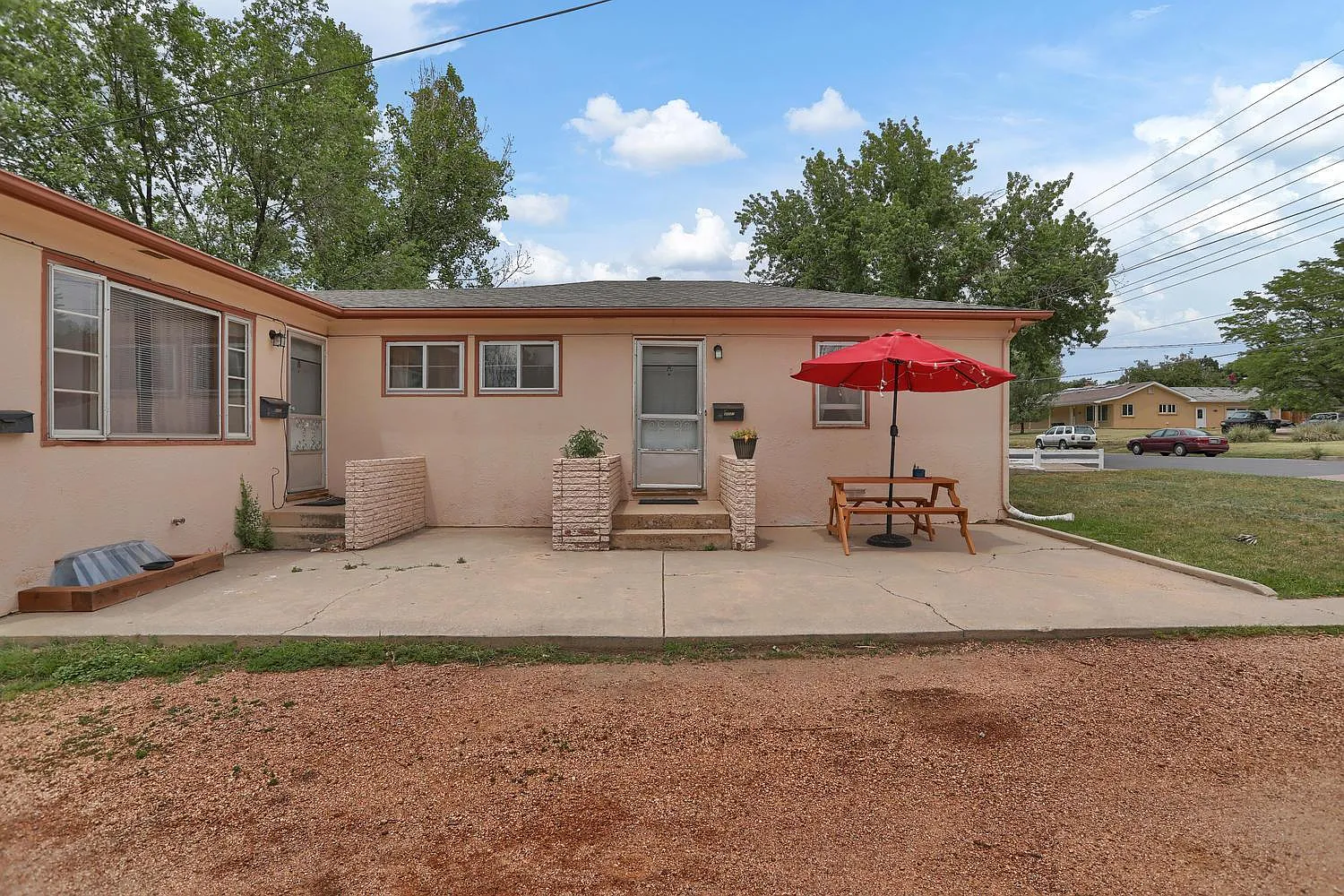 2 bed, 760 sqft, $1,275 — Photo 3