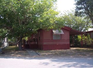 29 N Sunset Dr, Kerrville, TX 78028