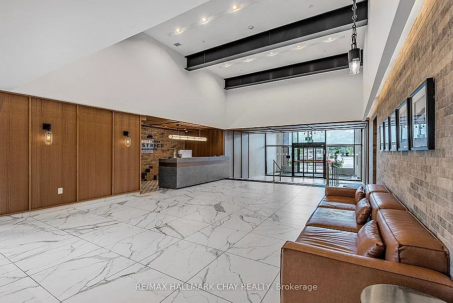 2300 St Clair (The Stockyards Residences) — Photo 4