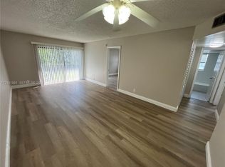 (Undisclosed Address), Hollywood, FL 33025