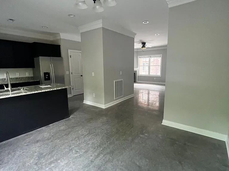 407 Peyton Pl — Photo 8
