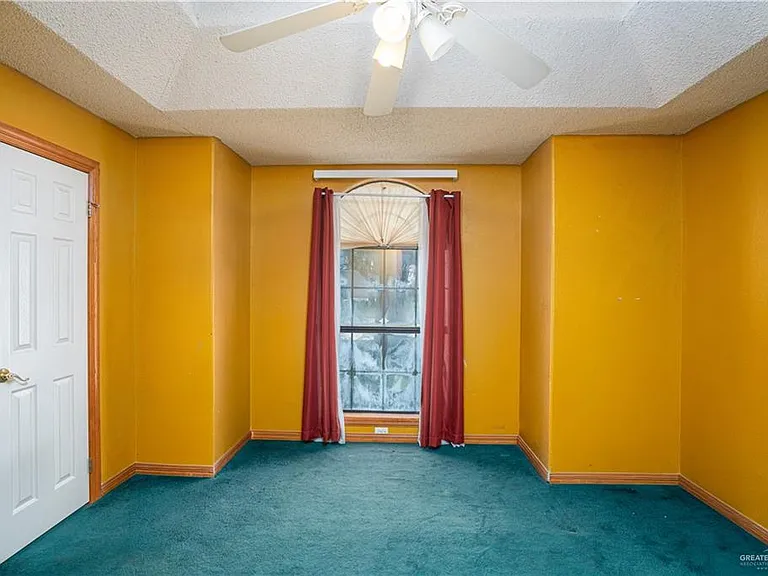 1801 Crown Pointe Blvd — Photo 14