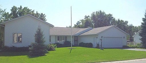 1st image of 411 Wallace Ave