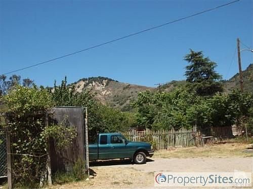 3rd image of 8477 N Ventura Ave