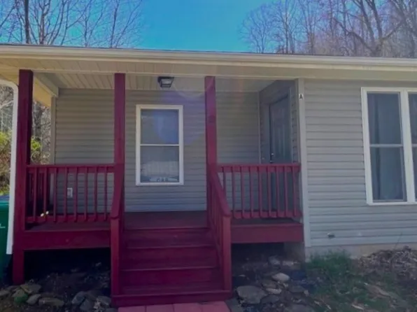 22A Half Moon Dr, Swannanoa, NC 28778