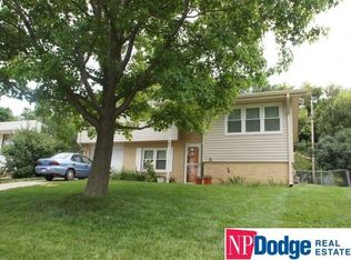 6312 Read St, Omaha, NE 68152