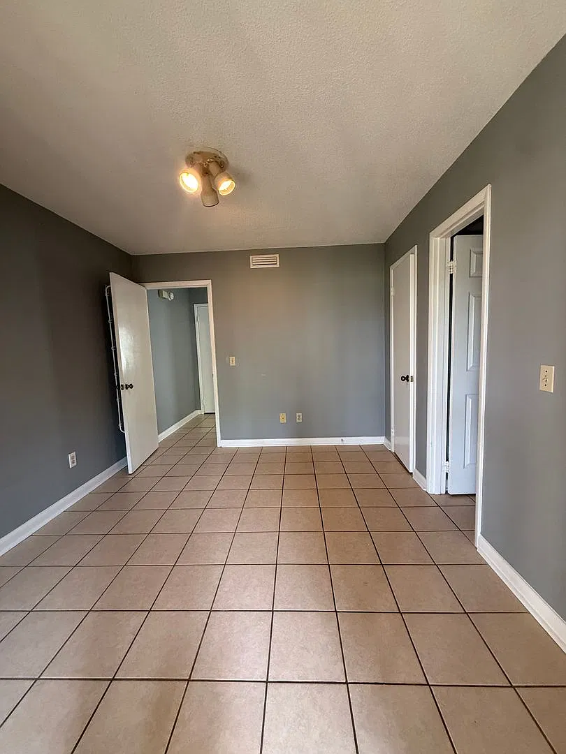 100 Gunter Lane — Photo 4