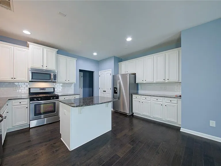 5595 Banner Blvd — Photo 13