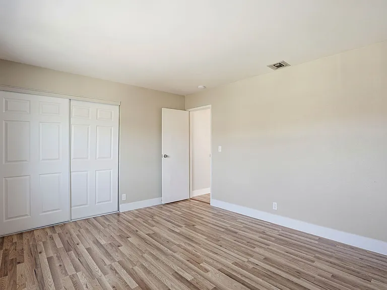 840 Key Route Blvd #B — Photo 7