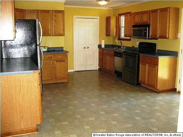 2nd image of 775 Dentation Dr