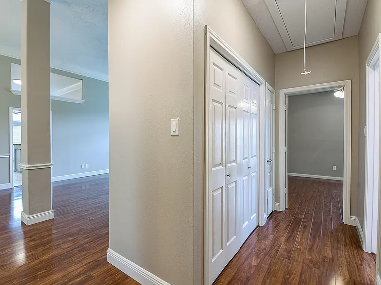 21818 Windsor Castle Dr — Photo 24