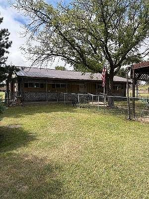 3rd image of 403 N Mill St
