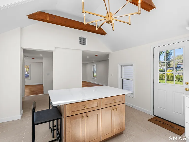 152 Partrick Ave — Photo 8