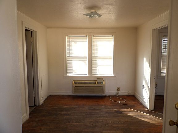 3rd image of 409 NW 6th St