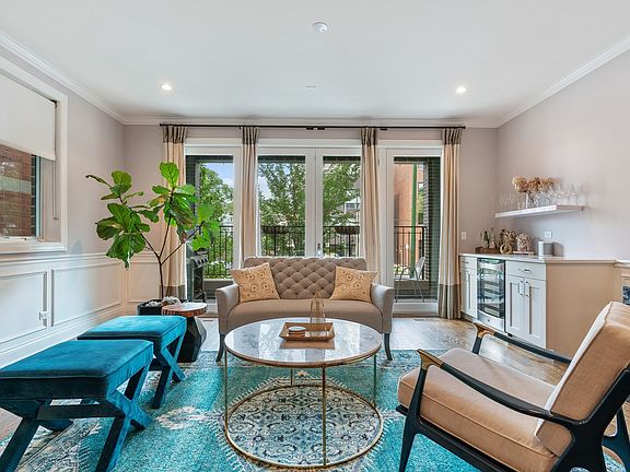 4th image of 3717 N Ashland Ave #1S