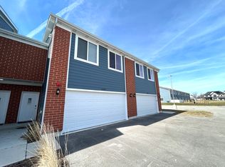 1123 Gillespie Ln #1123, Yorkville, IL 60560