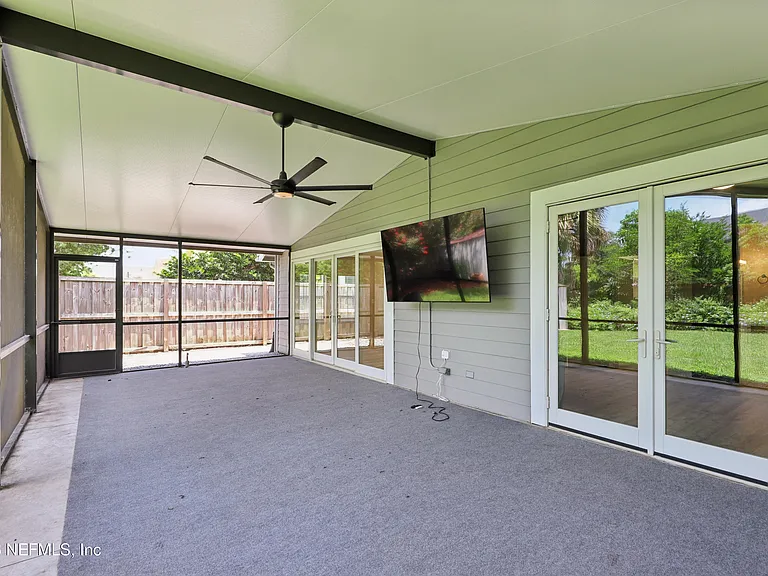 204 Crosstern Ct — Photo 34