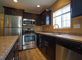 3278 Portage Cir NW, Rochester, MN 55901