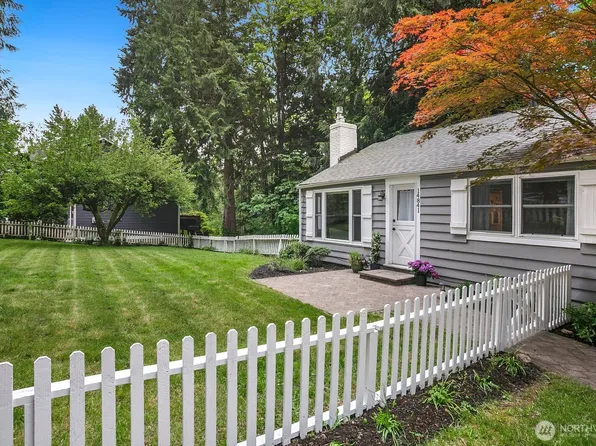 14841 88th Avenue NE, Kenmore, WA 98028