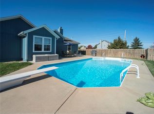 351 N Hickory St, Gardner, KS 66030