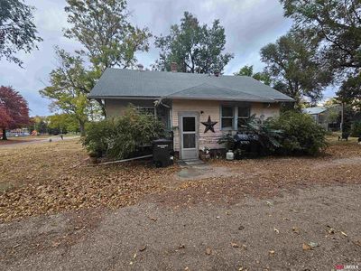 214 N Alexander Ave, Clay Center, NE, 68933