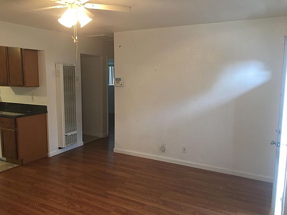 4th image of 414 Arkansas St