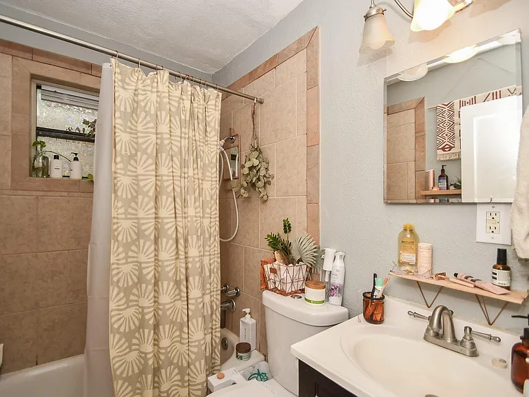 4623 Yupon St #3 — Photo 14
