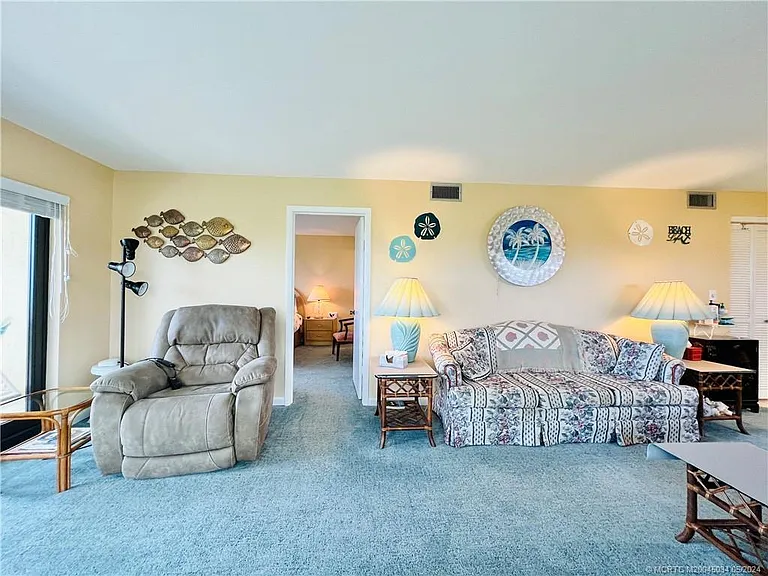 7430 S Ocean Dr — Photo 17
