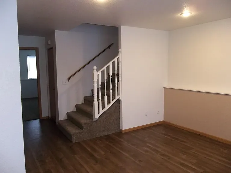 1502 Flynn Ln #B — Photo 5